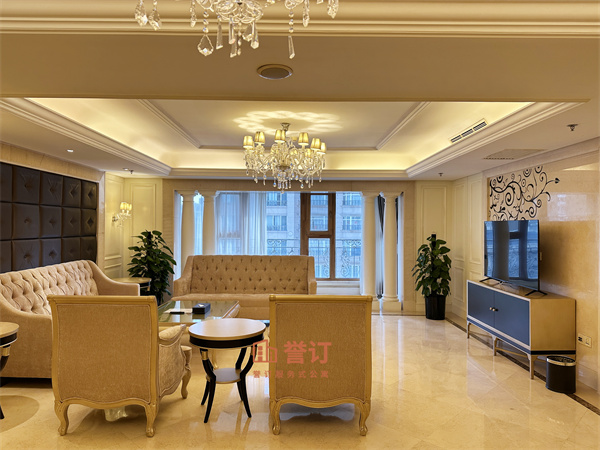 北京山水广场公寓旁的三里屯太古里：潮流样本与消费空间重构传奇